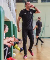 Kacper Kasperowicz m&oacute;wi w Weekend FM o drodze od juniora do podstawowego zawodnika Chojniczanki